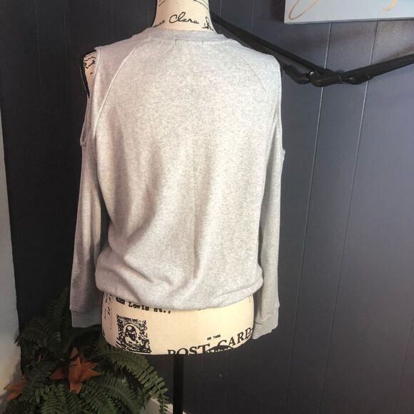 Forever 21 Rebel Rebel cold shoulder sweatshirt - Picture 7 of 9